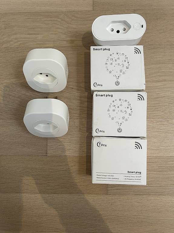 Schalter: 5x Smart Plugin – Gebraucht aus Köniz von Ruffkiid