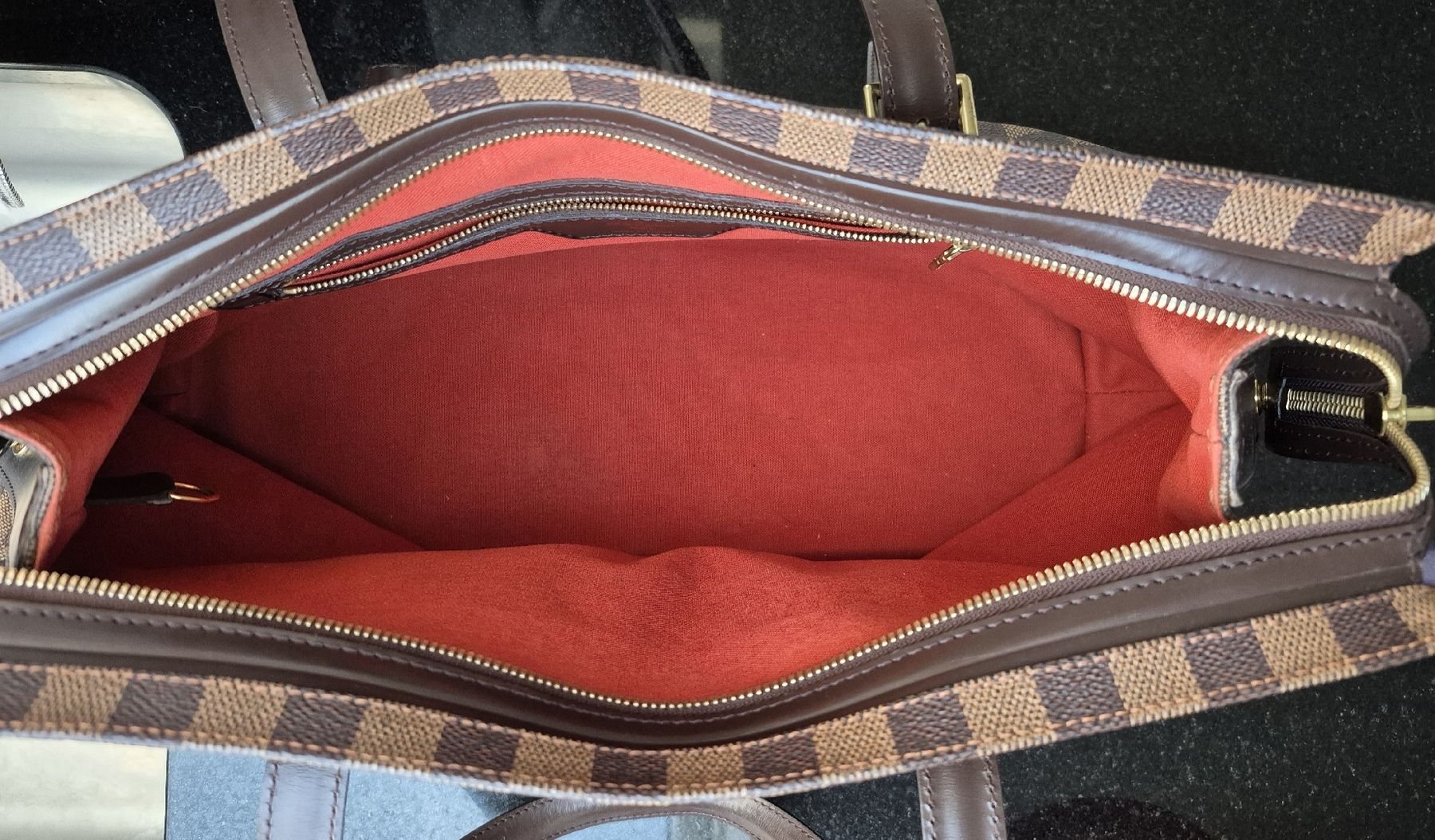 Louis Vuitton Sacs femmes: Sac Louis Vuitton – D'occasion à Belmont-Yverdon par jul_8nw5 2