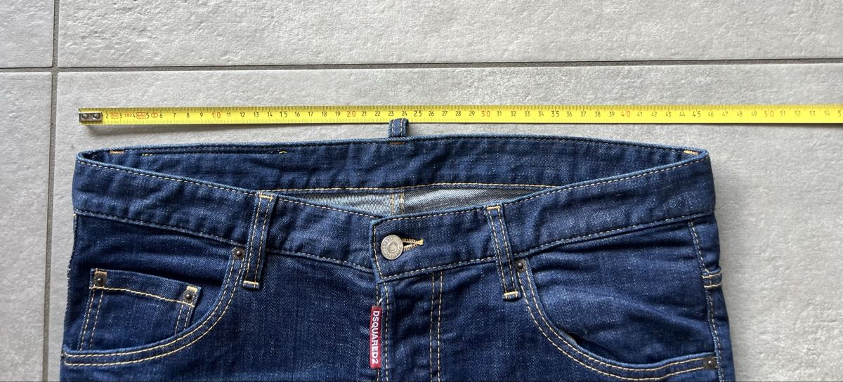 Dsquared2 Jeans: Dsquared2 jeans uomo 50 – D'occasion à Mendrisio par fly_9wzx 7