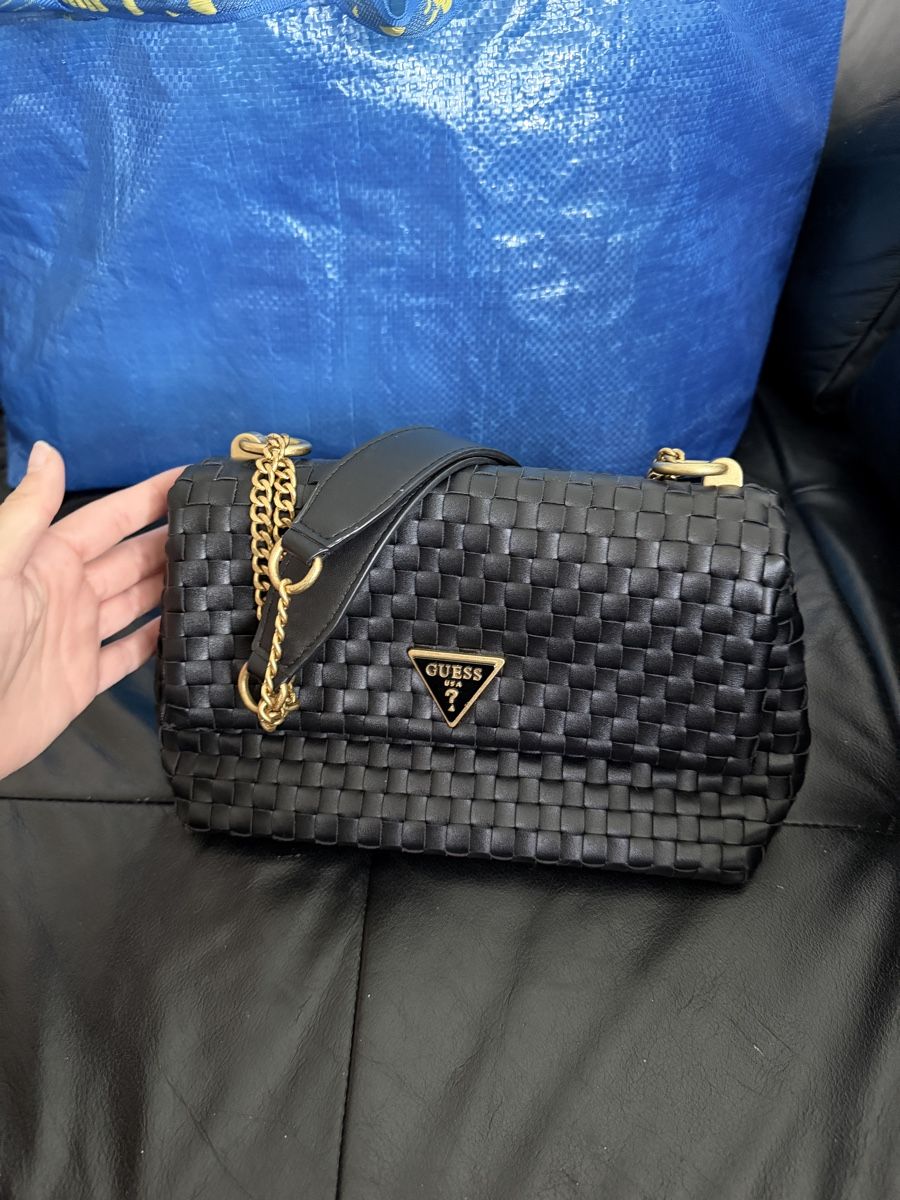 Guess Borse da donna: Guess Tasche schwarz – Usato da Emmenbrücke venduto da jel_zy5s