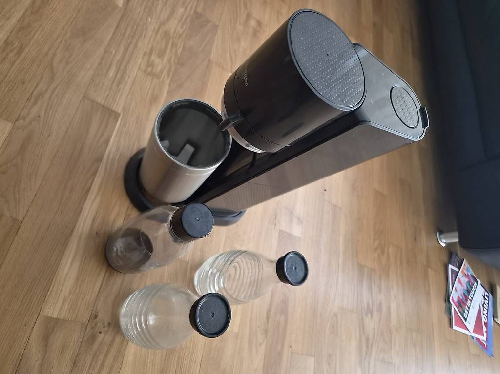 Sodastream Elettrodomestici da cucina: Sodastream Duo mit C02 Zylinder – Usato da Ebikon venduto da Stromey