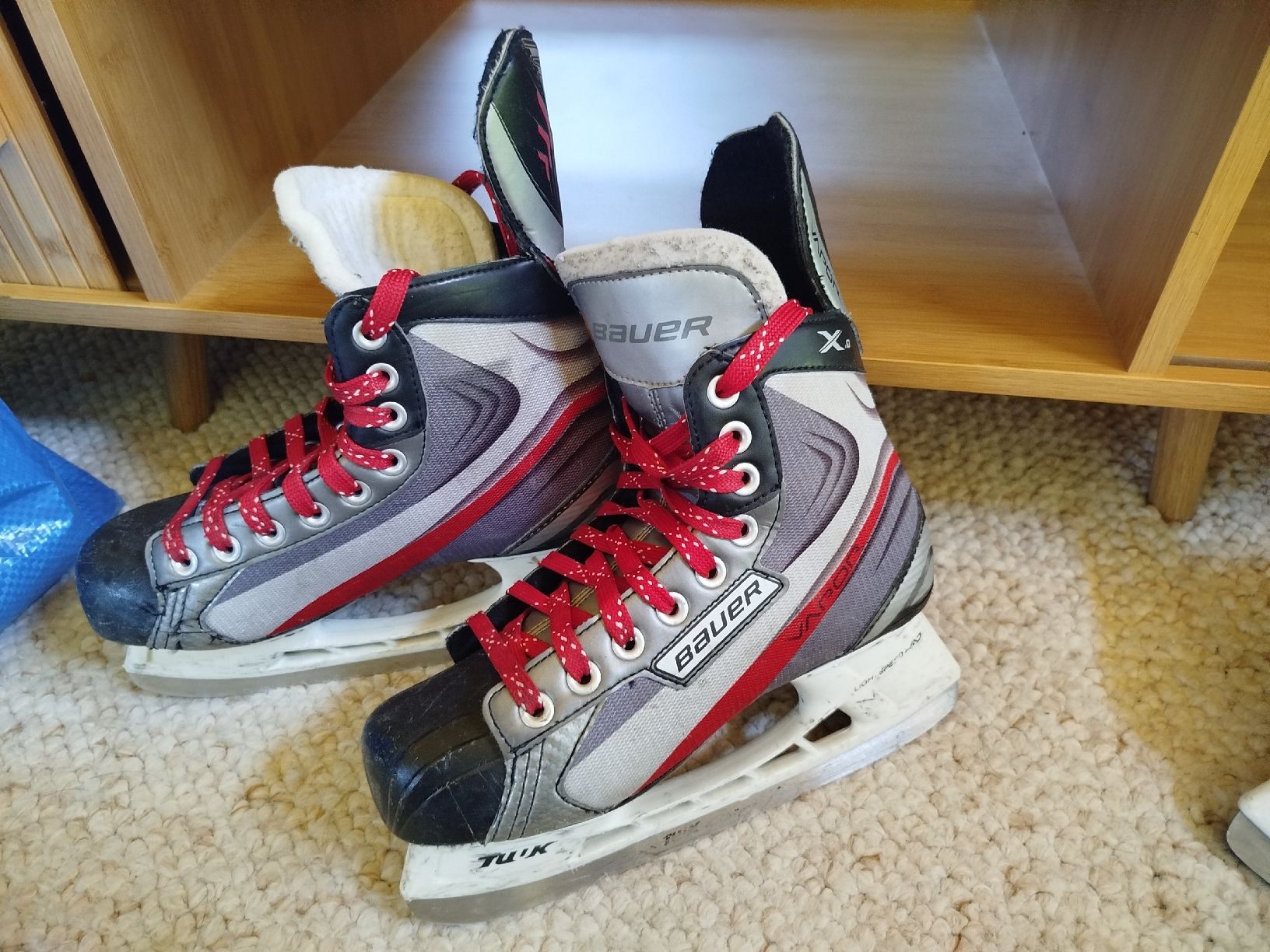 Bauer Patins à glace: Patins de hockey Bauer  – D'occasion à Leytron par chloe20811