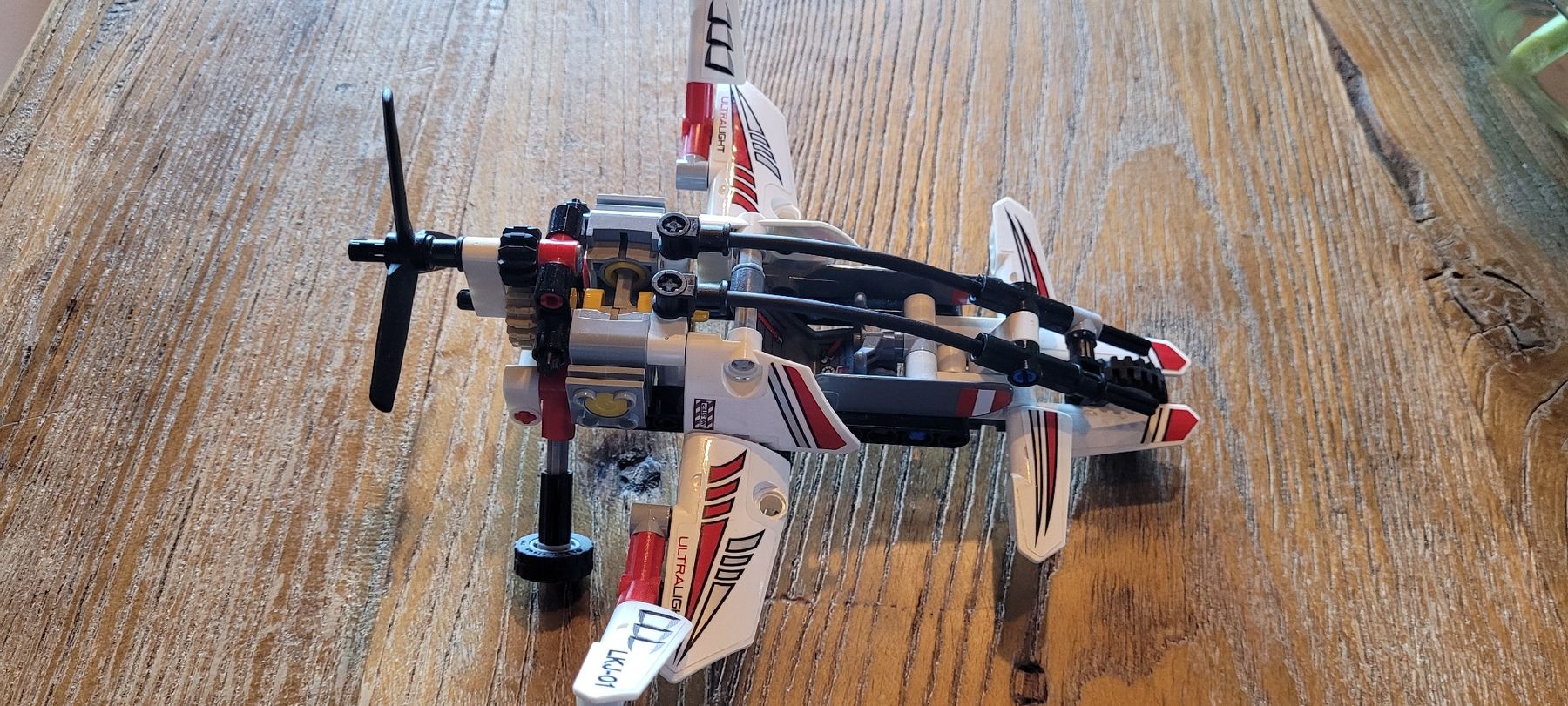 Lego Giocattoli: LEGO Technic Ultraleicht-Hubschrauber 42057 – Usato da Grosshöchstetten venduto da Dirue
