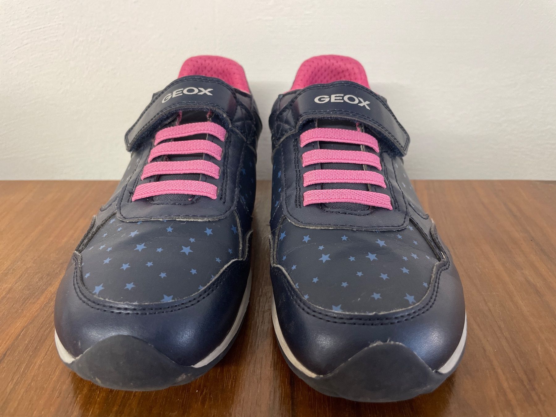 Geox Scarpe per ragazze: GEOX Mädchen Sneaker Gr. 37 – Usato da Frasnacht venduto da GracyStore 2