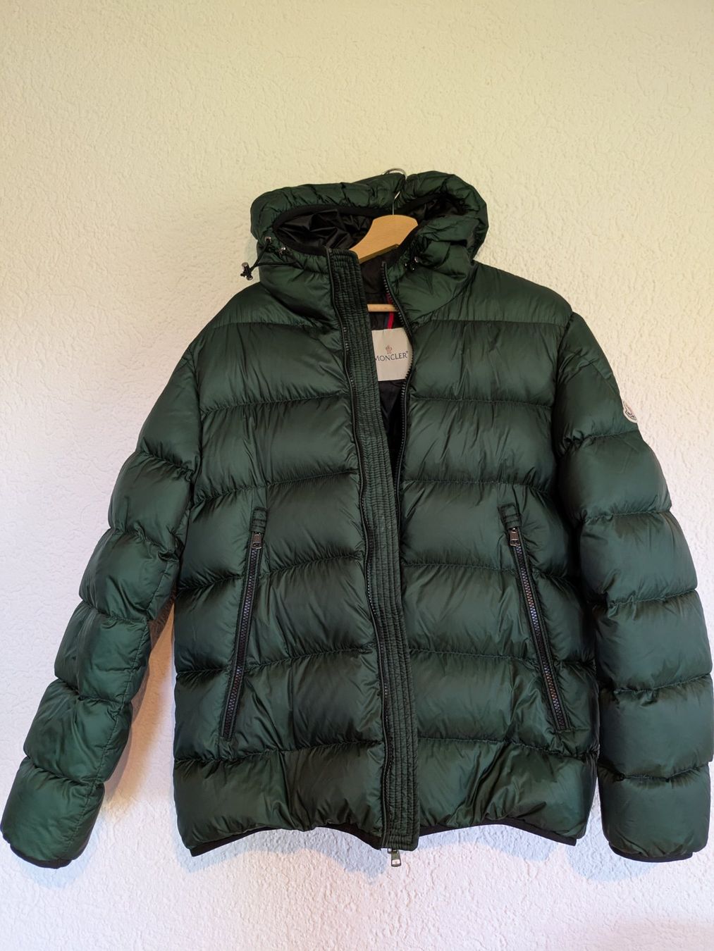 Moncler Giacche: Moncler Daunenjacke – Nuovo (secondo la descrizione) da Ottikon venduto da Oott7