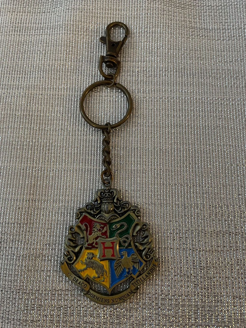 Portachiavi: Porte-clé Poudlard - Harry Potter – Usato da Préverenges venduto da groli_mur 1