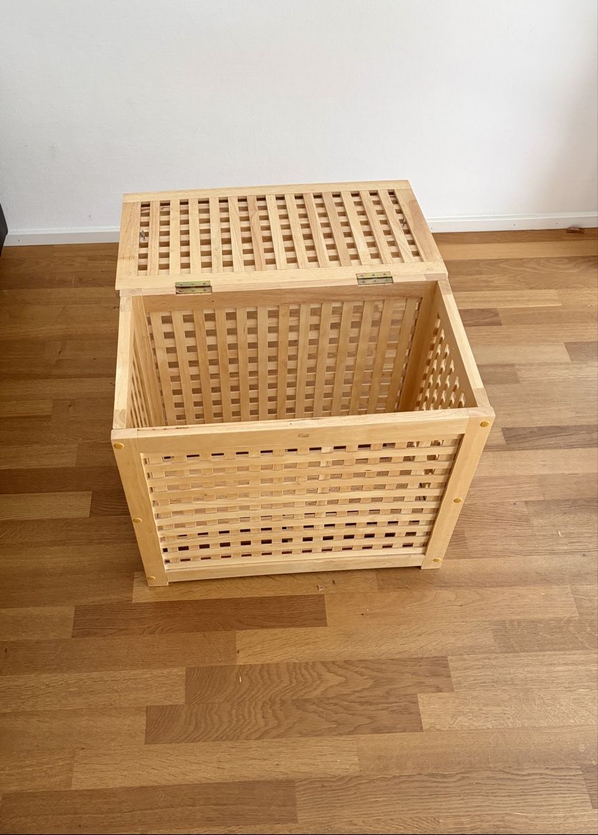 Ikea Truhen: Holztruhe mit Gittermuster  – Gebraucht aus Reinach BL von SchnaeppchenScout 2