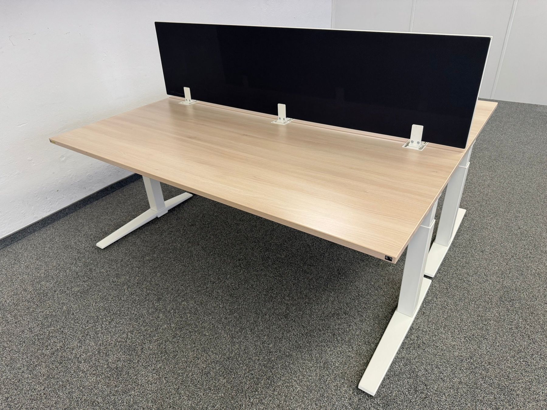 Scrivanie: König + Neurath TALO.S Bench-Schreibtisch – Usato da Schönenwerd venduto da mcofficeshop 8