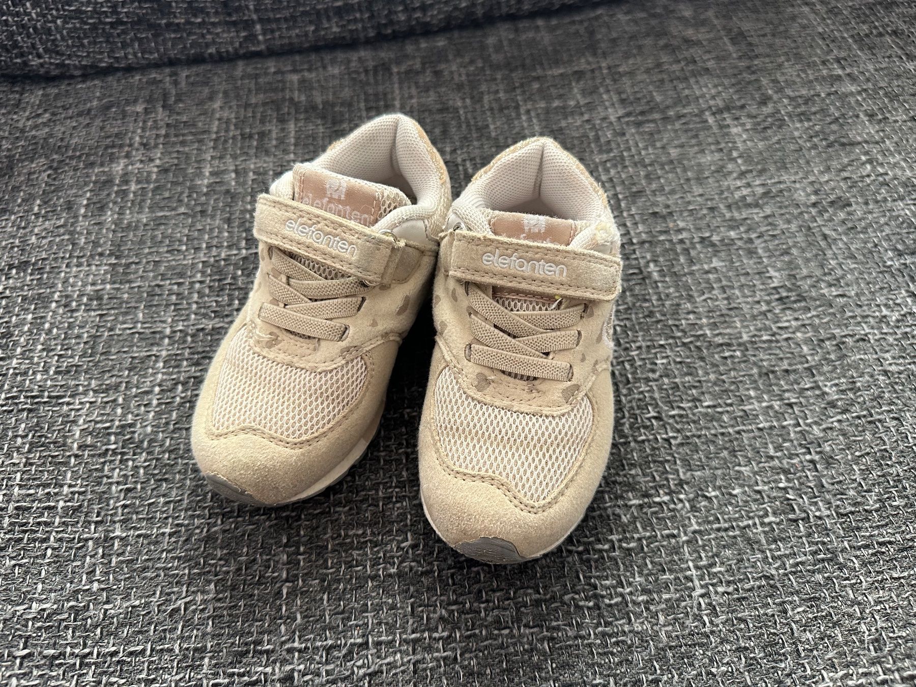 Elefanten Chaussures filles: Babyschuhe Elefanten, Gr. 22 – D'occasion à Seuzach par Leli.91 3