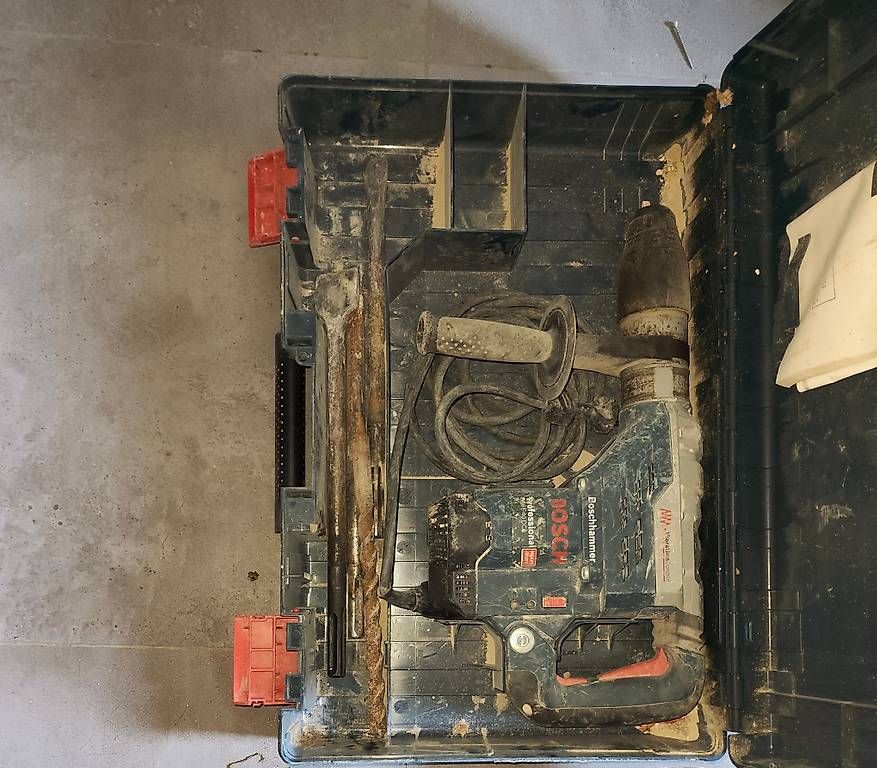 Trapani: Marteau perforateur Bosch professional GBH5-40DCE – Usato da Couvet venduto da vin_t9xq
