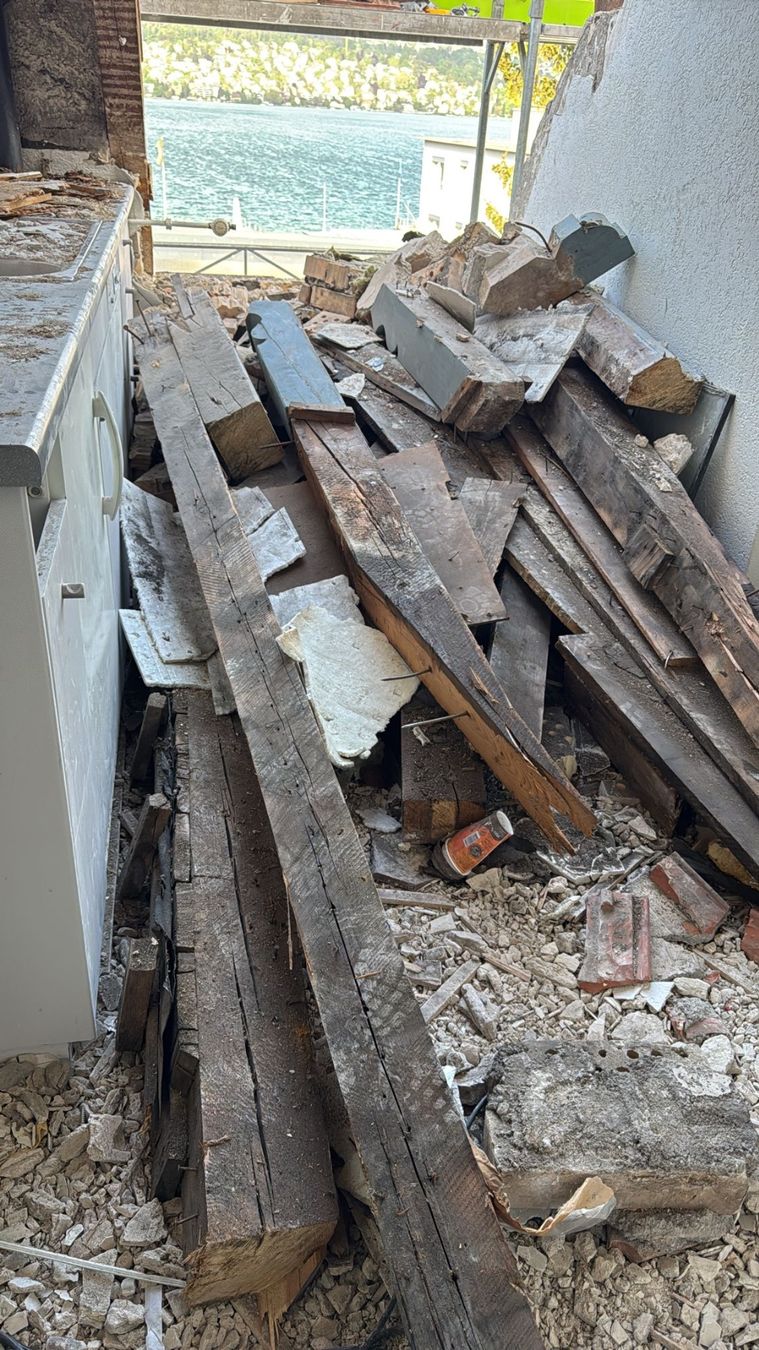Articoli in legno: Altholz Balken zu verkaufen – Usato da Othmarsingen venduto da ami_9f5j