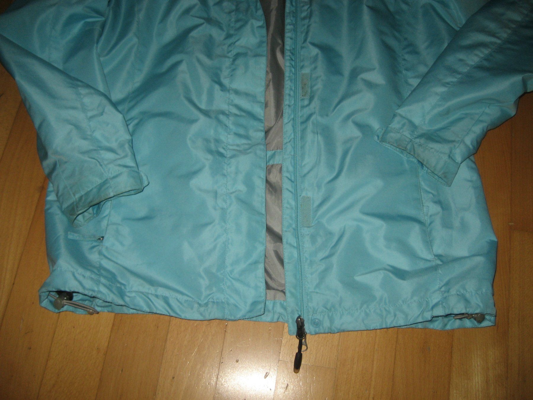 Giacche: Schöne Regenjacke, col. türkis – Usato da Unterengstringen venduto da Olifant4 2