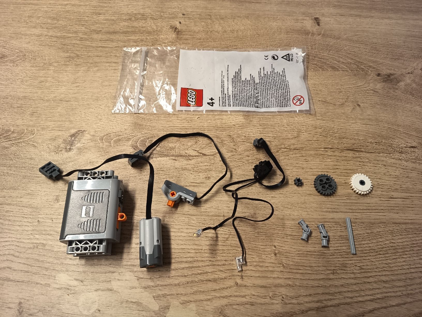 Lego Jeux de construction: Lego ® Technic ® 8293 – D'occasion à Frauenfeld par sveno666