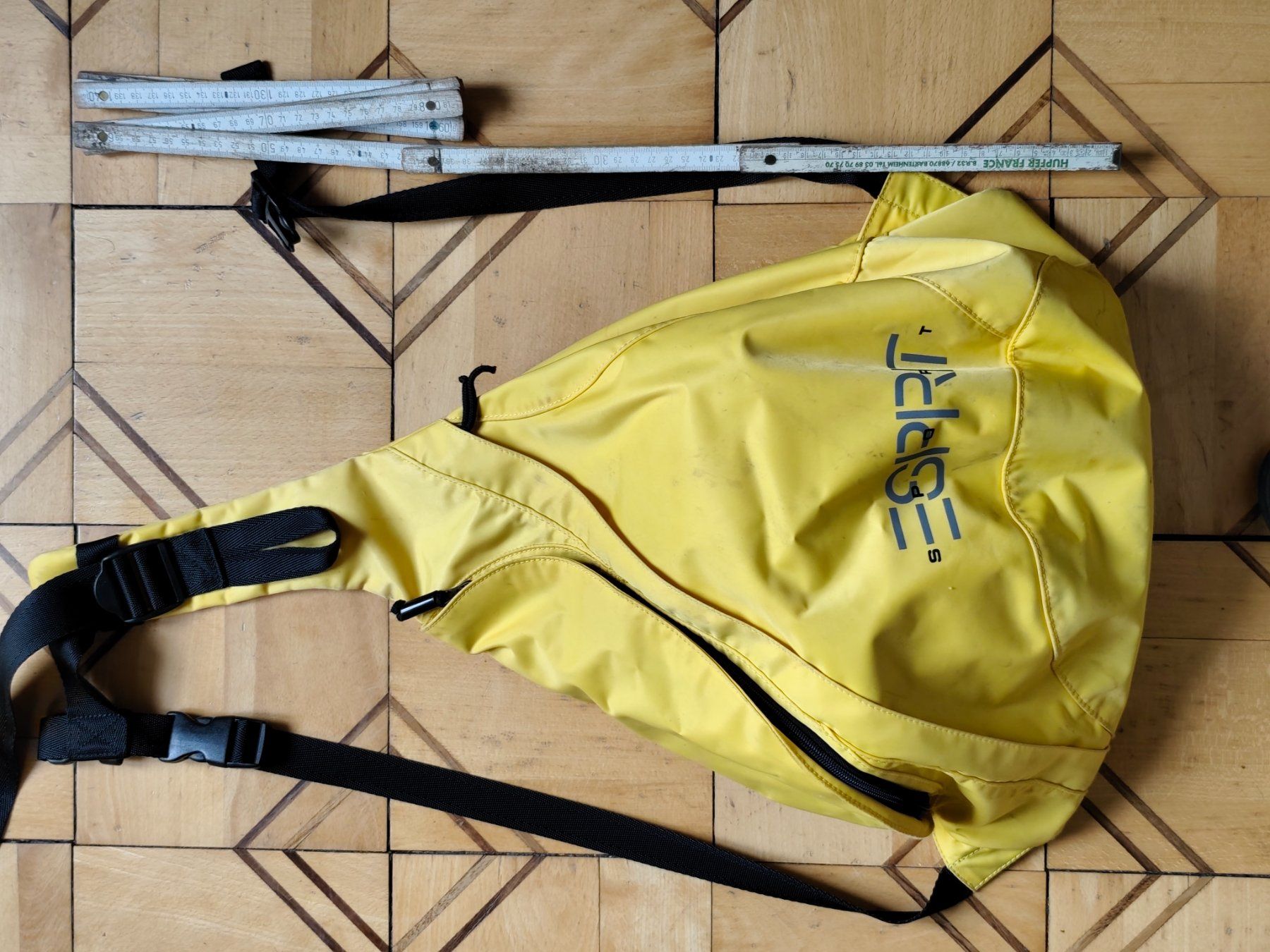 Esprit Zaini: Bodybag ESPRIT – Usato da Delémont venduto da antioque 1