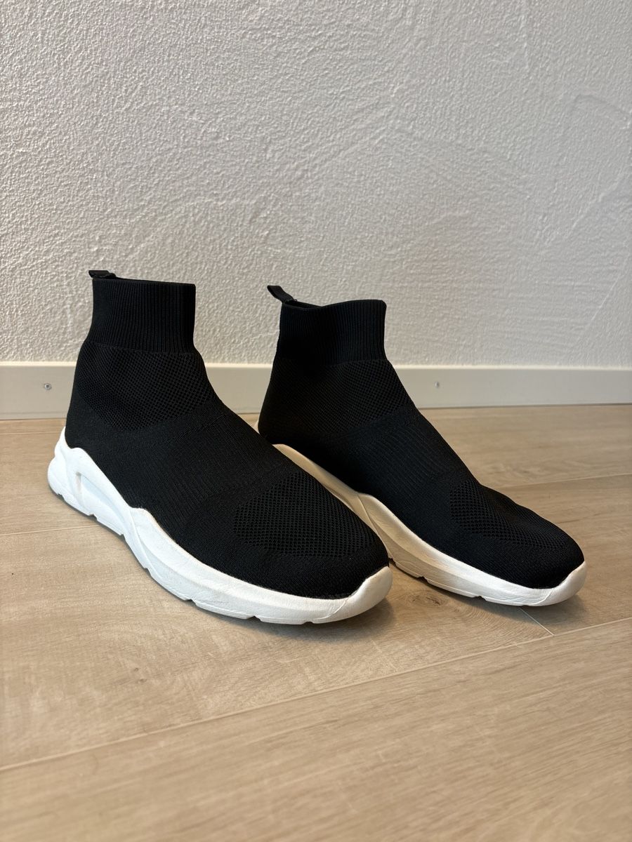Scarpe da uomo: Schwarze Sneaker wie neu | Grösse 46 – Nuovo (secondo la descrizione) da Wattwil venduto da take.that 1