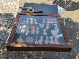 Sammlung von Medaillen und Abzeichen guter Zustand