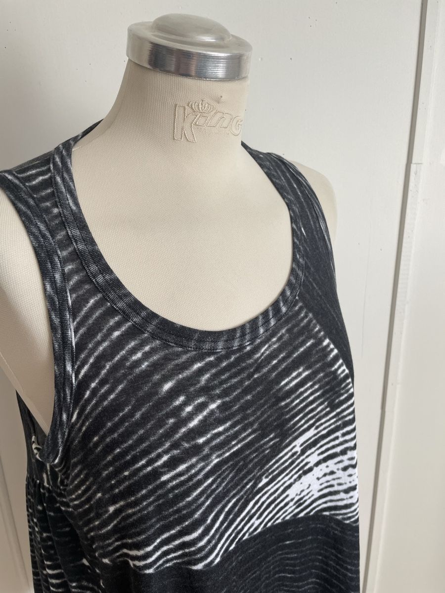 Rundholz T-shirt: Rundholz Shirt M/L – Usato da Schaffhausen venduto da marakesch41 3