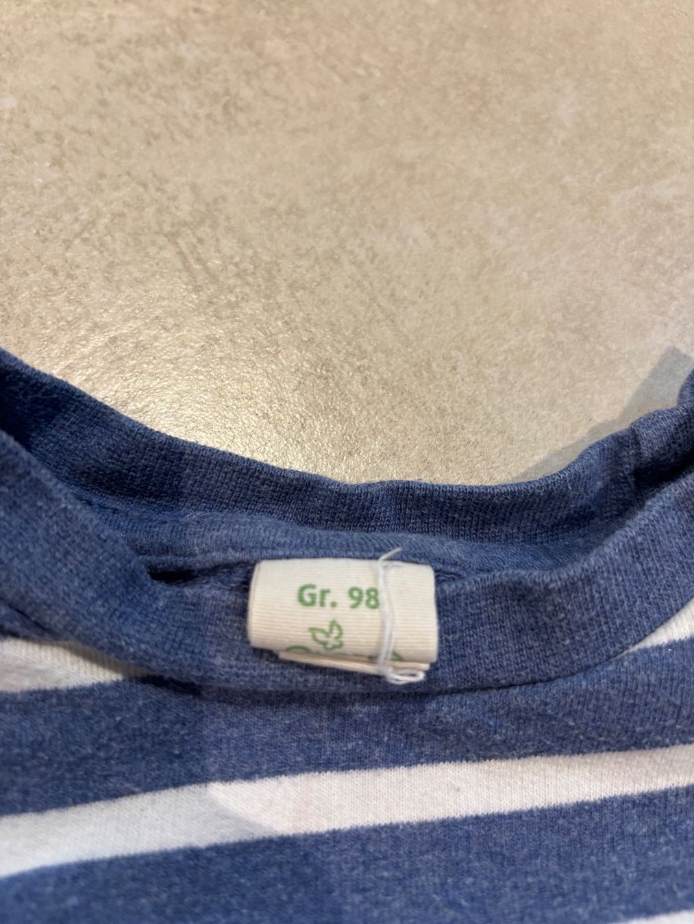 Pullover & Sweatshirts: Pull-over taille 98 – Gebraucht aus Bressaucourt von Lamu 2