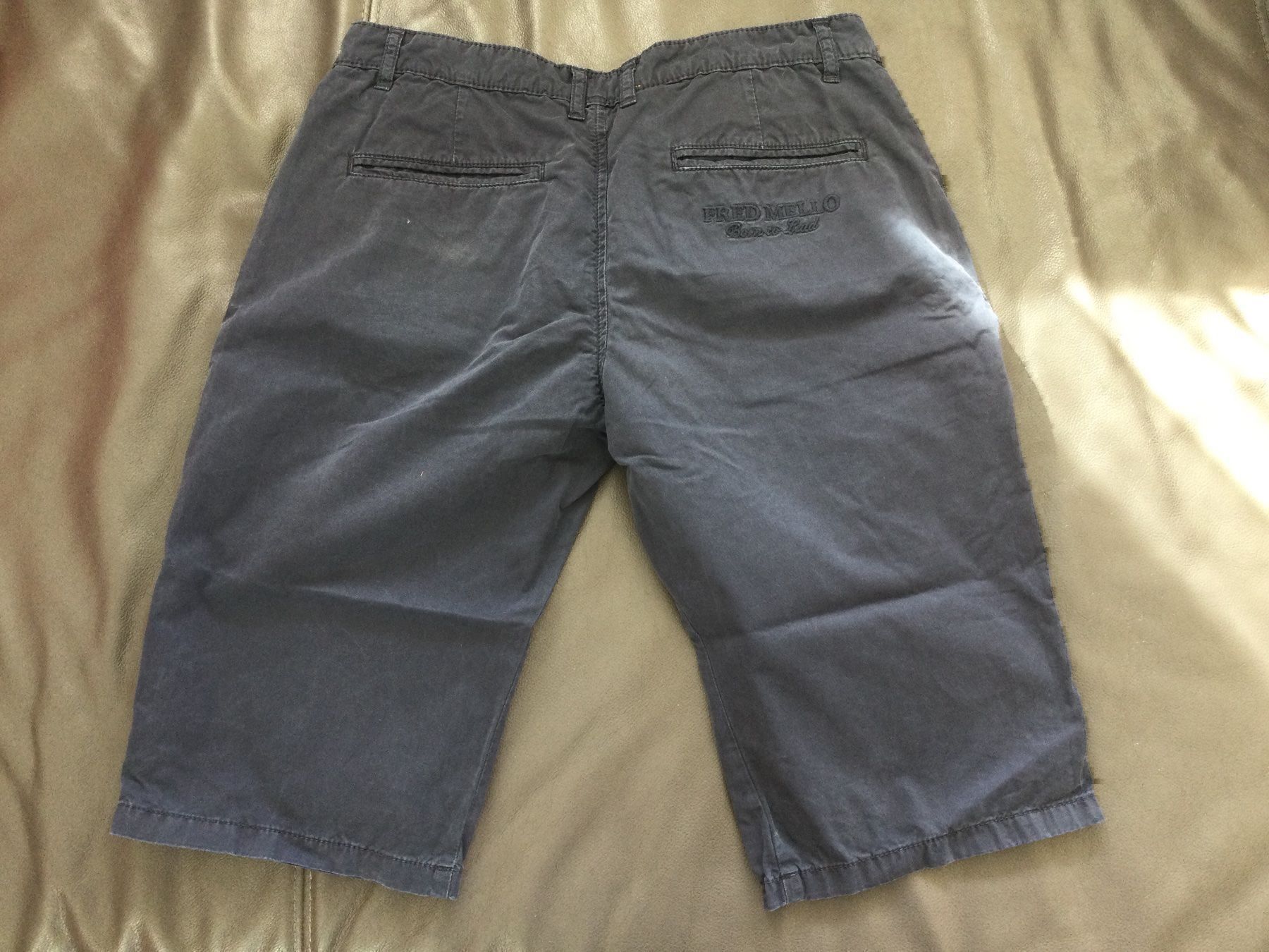 Pantaloni: gepflegte Shorts marine – Usato da Horw venduto da Benny017 1