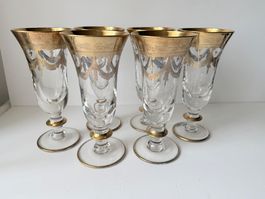 Champagnergläser im Florentiner Antik-Stiel