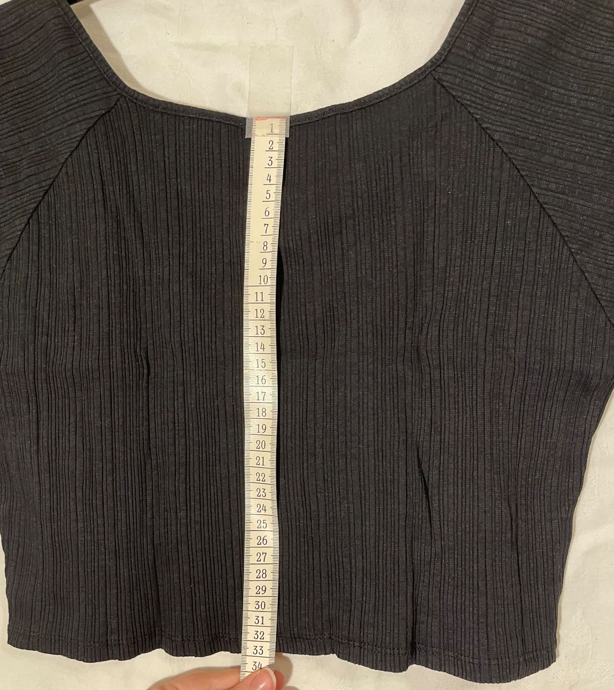 H&M Top: Croptop, schwarz, Gr. L – Usato da Rapperswil SG venduto da Letas_closet 3