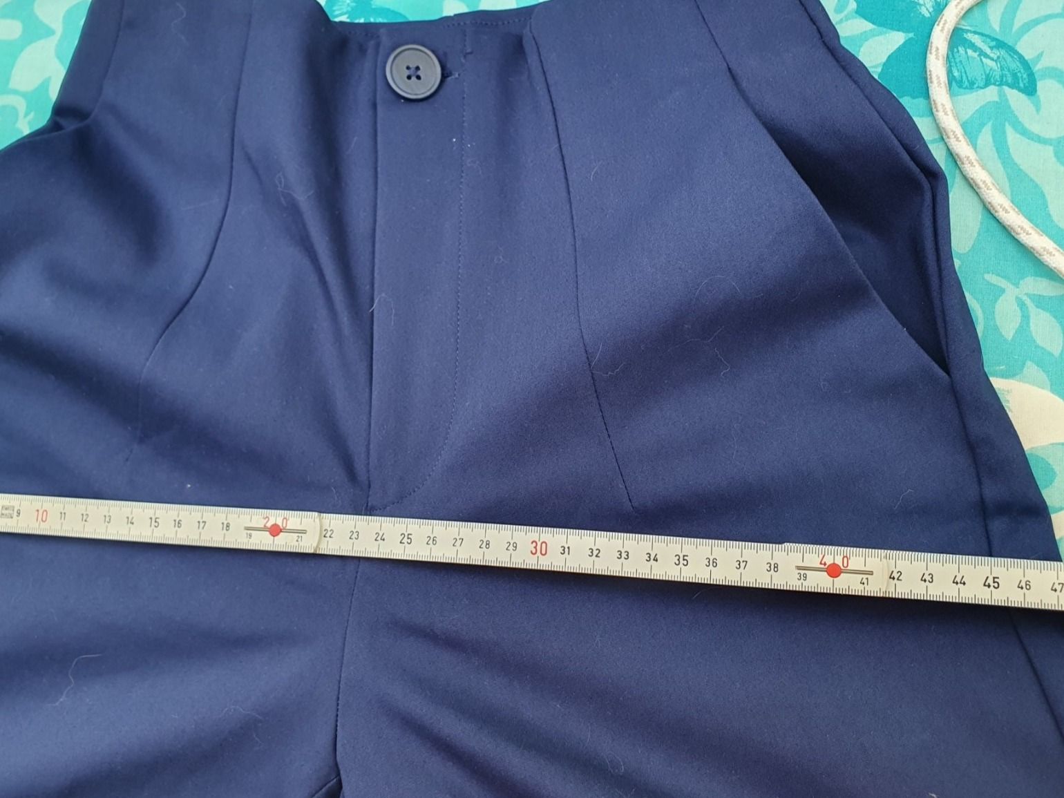 Stradivarius Pantaloni: Hose Stradivarius Gr.34 – Nuovo e nell'imballaggio originale da Kloten venduto da Hektor44 5