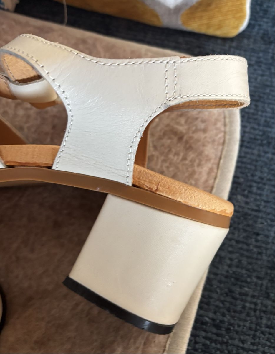 Damenschuhe: Paire de sandalettes – Neu (gemäss Beschreibung) aus Estavayer Le Lac von sico1260 2