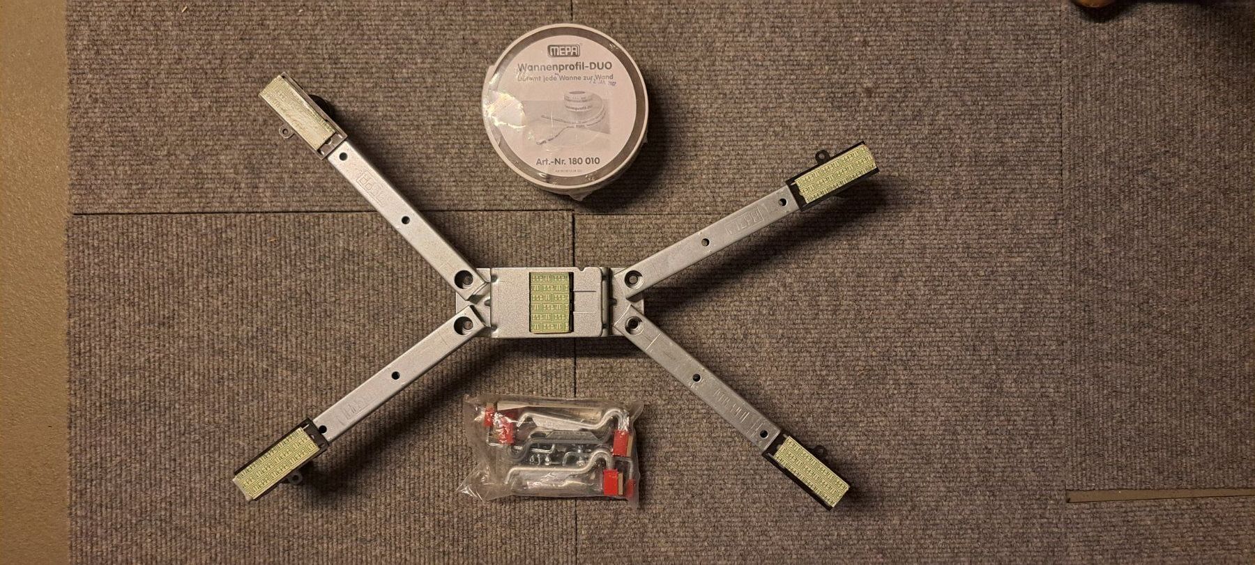 Docce: Duschwannenfüsse Mepla – Nuovo e nell'imballaggio originale da Matzendorf venduto da maxwin 4