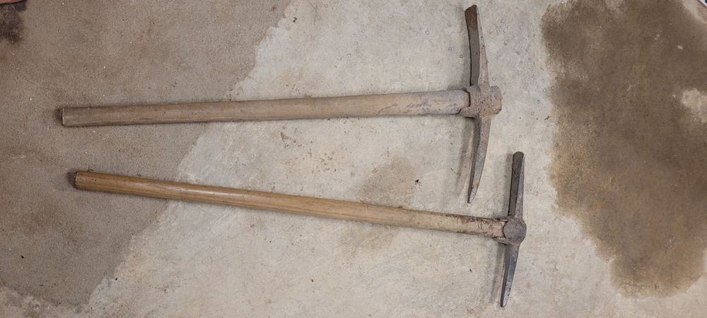 2x Spitzhacke, Garten Pickel Kaufen auf Ricardo