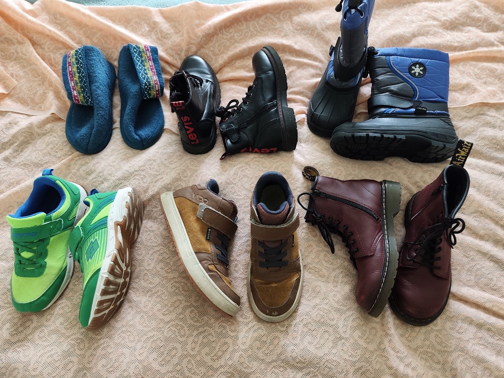 Scarpe per ragazze: schuhpaket gr. 35 mit marken – Usato da Muttenz venduto da Hermesvonthan
