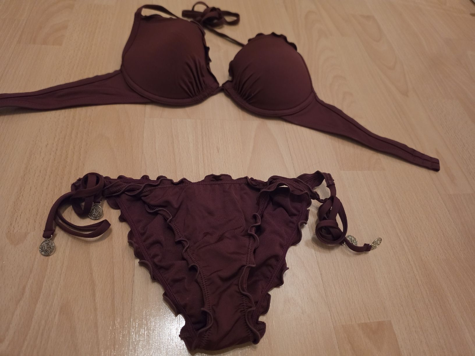 H&M Badekleider & Bikinis: Wunderschöner, neuwertiger Bikini, Grösse 36 - 38, Braun/bor – Gebraucht aus Affoltern am Albis von Ebruli89 1