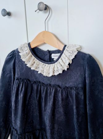 Newbie 122 elegant schwarz Spitze