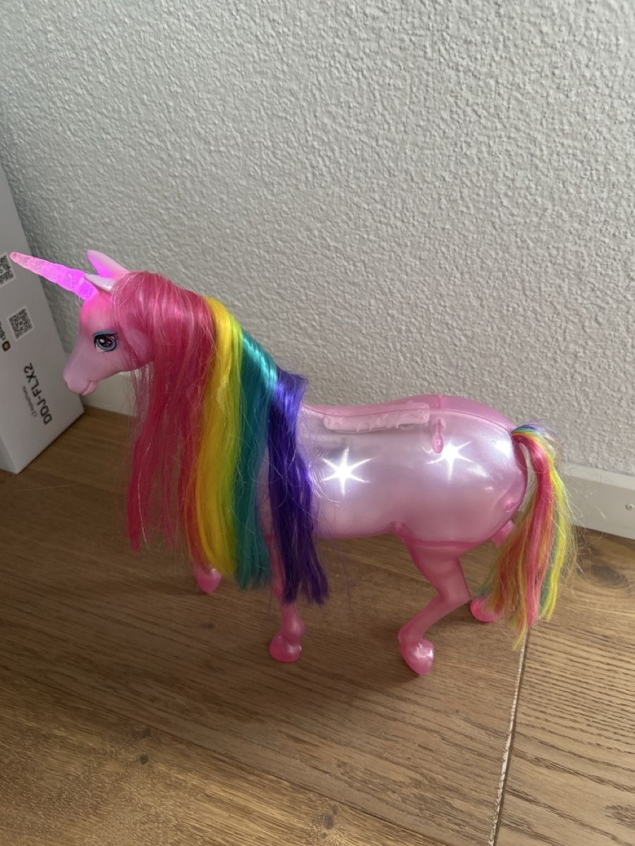 Puppen: Barbie Einhorn mit Leucht-und Geräuscheffekten – Gebraucht aus Fischbach- Göslikon von Rommel