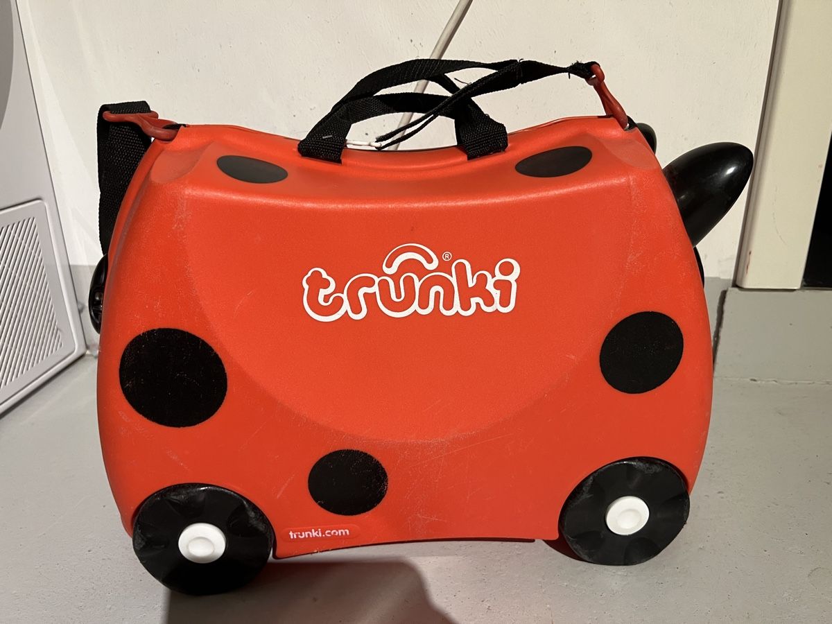 Trunki Reisekoffer: Trunki Kinderkoffer Marienkäfer  – Gebraucht aus Aristau von pau_n8cv
