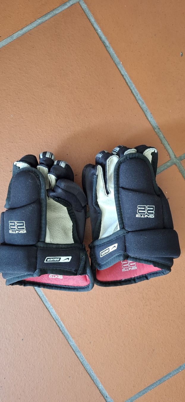 Bauer Guanti: Eishockey Hanschuhe Kinder 9' – Usato da Kaltbrunn venduto da Seegas