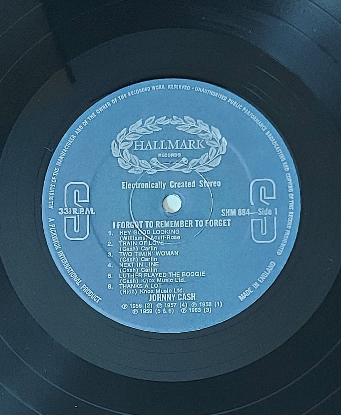 Dischi in vinile: LP - JOHNNY CASH - I FORGOT TO REMEMBER TO FORGET – Usato da Steckborn venduto da Quo7 1