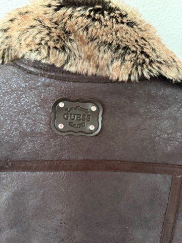 Guess Jacken & Mäntel: Guess Mädchen Lederjacke mit Fell – leichte Winterjacke – Gebraucht aus Mehlsecken von Helly21 4