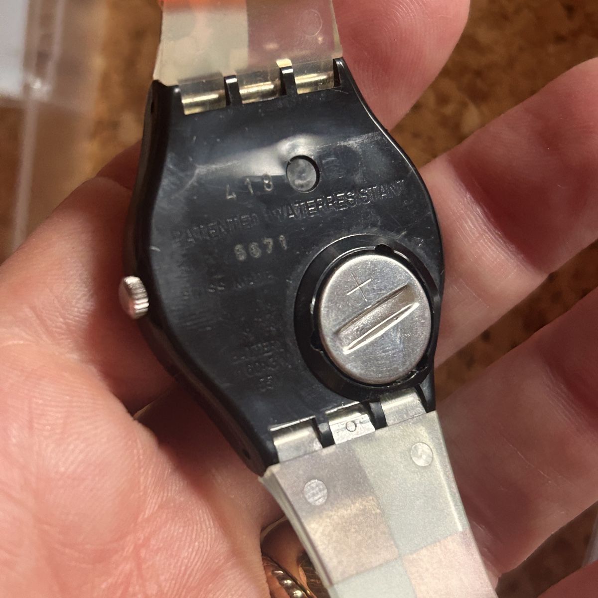 Swatch Orologi: Swatch Damenuhr ungetragen COLORS – Nuovo (secondo la descrizione) da Laufen venduto da Bellavitaboom 4