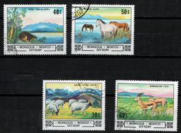 4 Timbres Mongolie animaux 1982, obl.