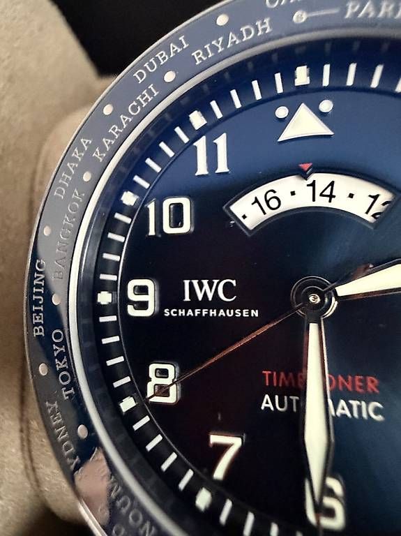 IWC Orologi: IWC Pilot Timezoner – Usato da Zürich venduto da timeio-swapwatch 3