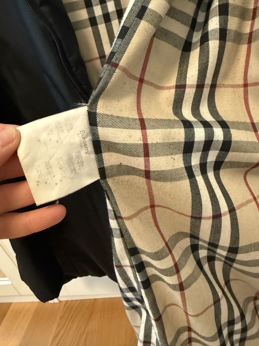 Burberry Cappotti: Vintage Burberry Jacke Schwarz – Usato da zuchwil venduto da fedeee__ 2