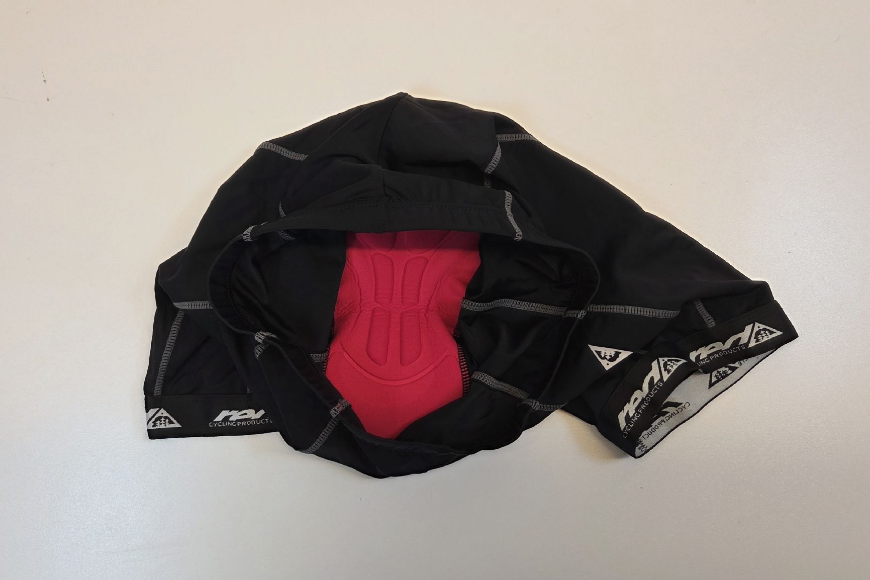 Pantaloni: Red Cycling Damen Radshorts Grösse 40 – Nuovo e nell'imballaggio originale da Braunau venduto da Brand-Store 3