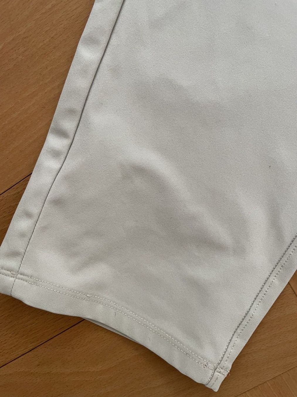 Lululemon Hosen: Golfhose Lululemon – Gebraucht aus Zürich von pba_original 5