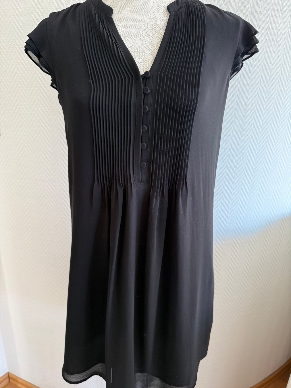 H&M Vestiti: Schwarzes Kleid Grösse S – Usato da Kirchdorf AG venduto da coco123 5