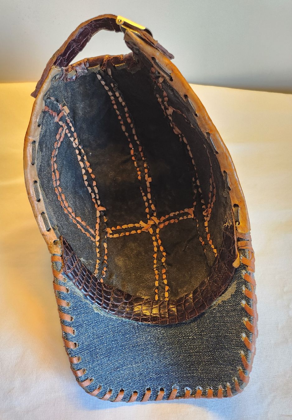 Copricapi, berretti & cappellini: Vintage Kaiman Leder Cap Basecap Handarbeit – Usato da Zürich venduto da BAENZERINO 5