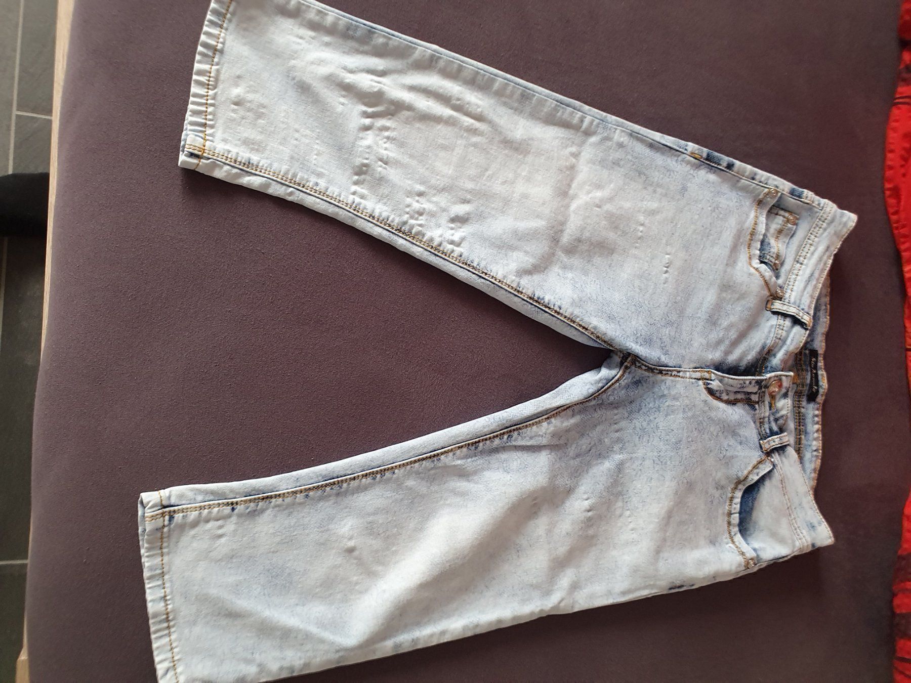 Jeans: Jeans 34 – Usato da Würenlingen venduto da kuh33