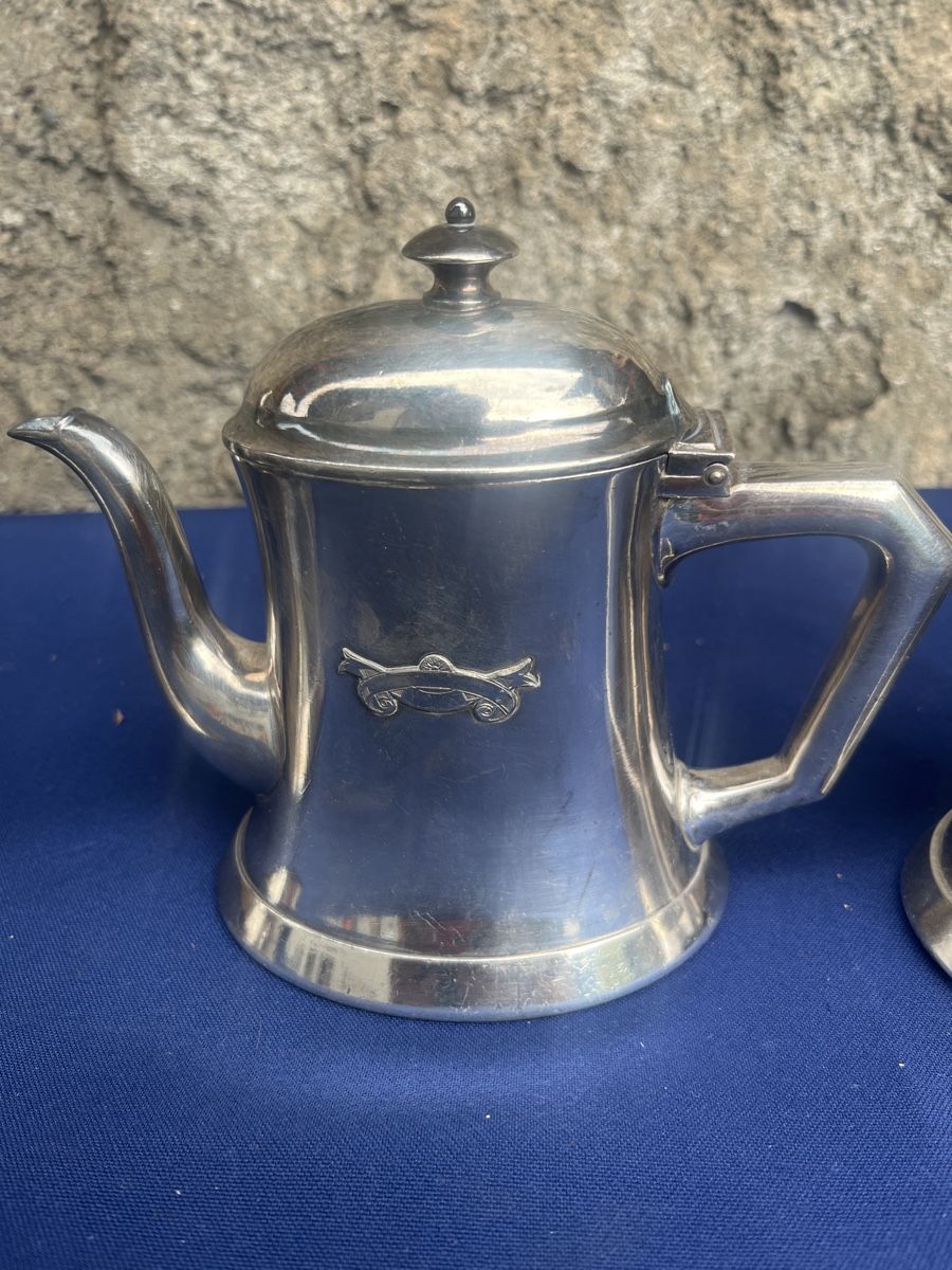Set di piatti: 3 heiliges Kaffee Tee Set Hotelsilber Basel – Usato da Brienz BE venduto da hey_z9vg 2