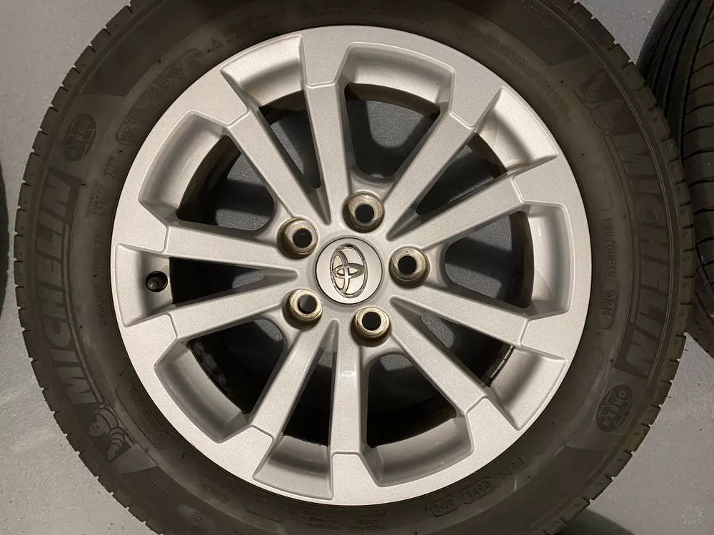 Toyota Verso Alufelgen / Kompletträder (Gebraucht) in Vordemwald für ...