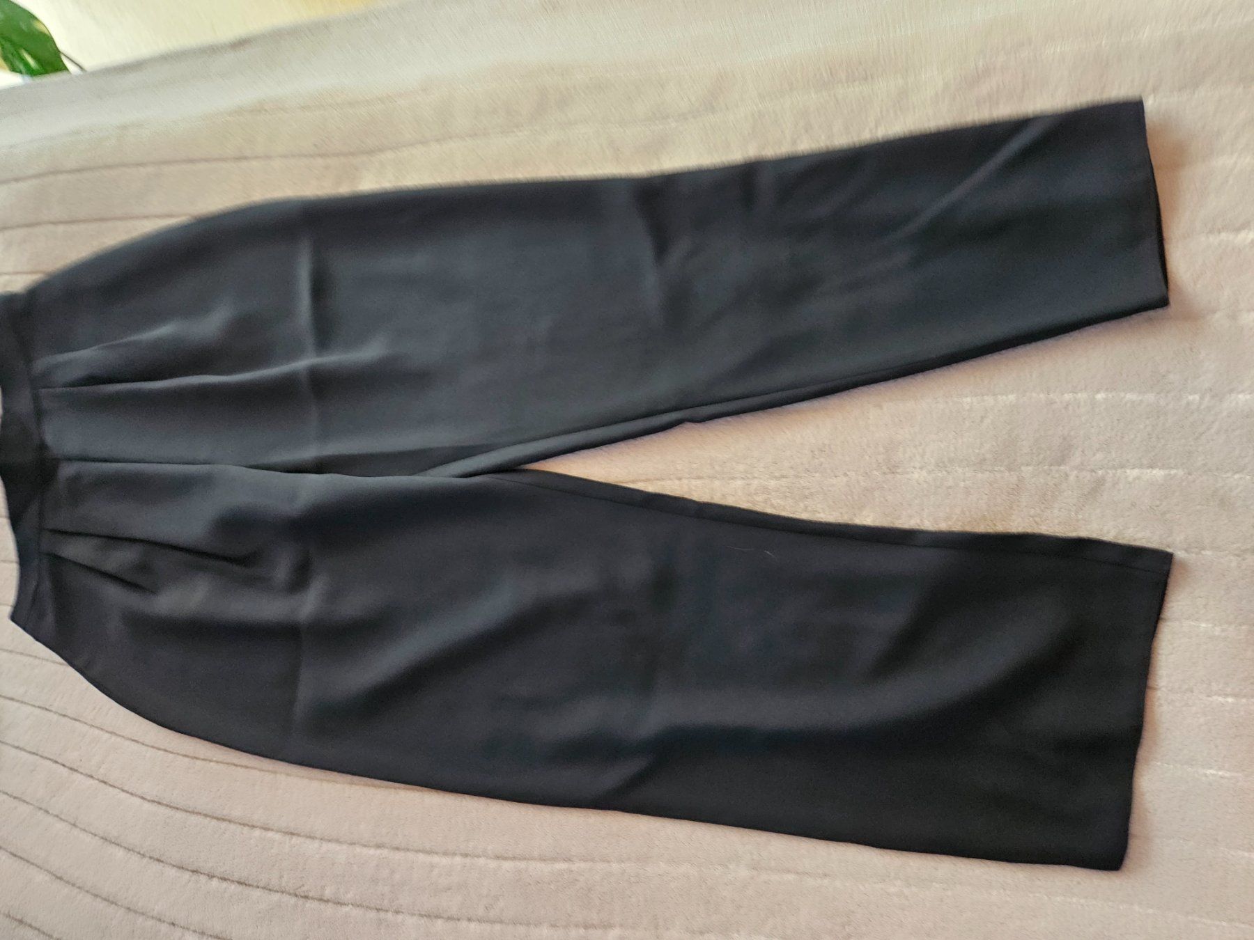 Pantalons: Bundfaltenhose antrazid – D'occasion à Boswil par Pjatla 1