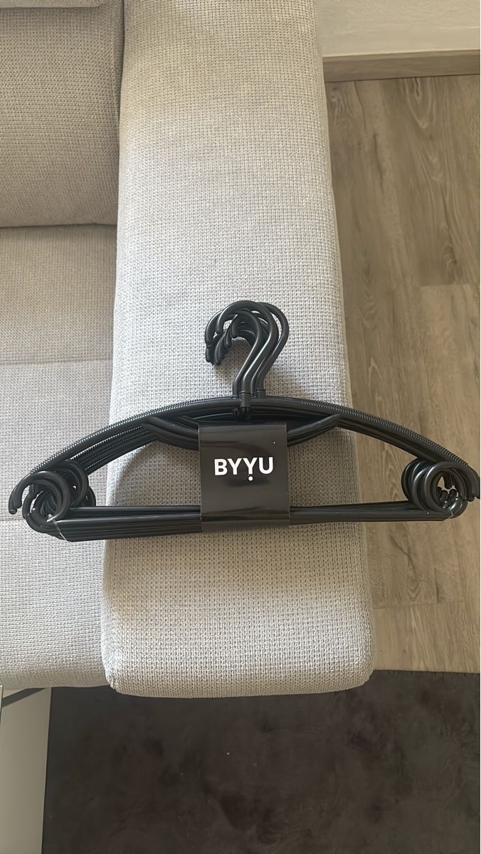 Kleiderbügel: BYYU Hanger Set Black  New – Neu (gemäss Beschreibung) aus Suhr von arii_00